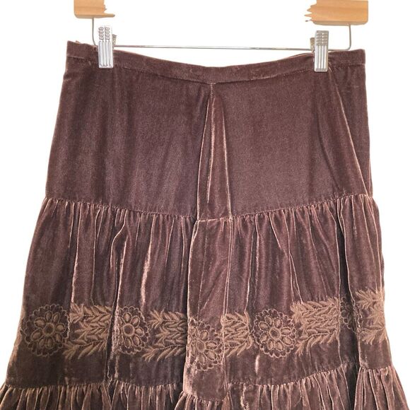 BCBGMaxAzria 90s Tiered Velvet Peasant Skirt Size 2 Brown Rayon Silk Boho - Picture 4 of 11